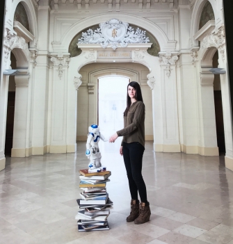 Technologie, nom féminin avec le robot Nao à Arts et Métiers