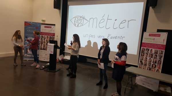 Challenge InnovaTech 2018 Normandie&nbsp;: EQUIPE BLEUE « EYE MÉTIER, UN PAS VERS L'AVENIR » SUR LE THÈME DE LA RÉALITÉ VIRTUELLE