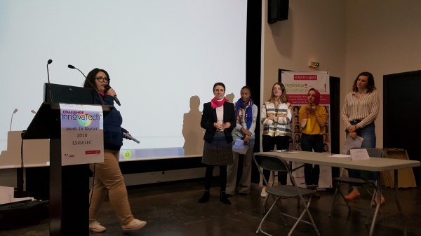 Challenge InnovaTech 2018 Normandie&nbsp;: EQUIPE ORANGE « HOUSIA » SUR LE THÈME BIG DATA ET IA