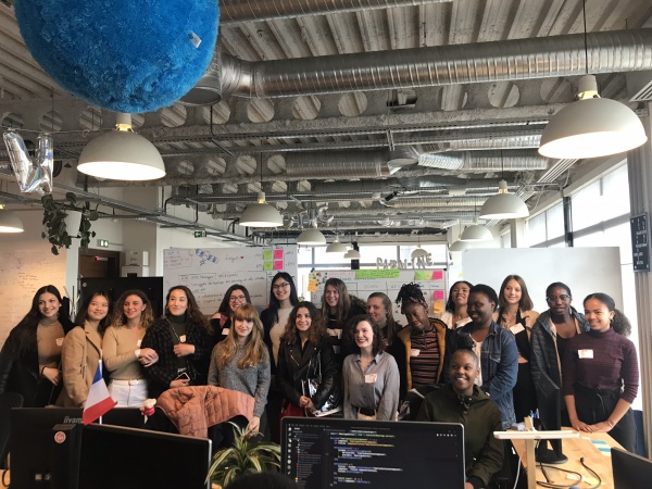 Elles innovent pour le Numérique en Ile-de-France&nbsp;: visite de la Thales Digital Factory